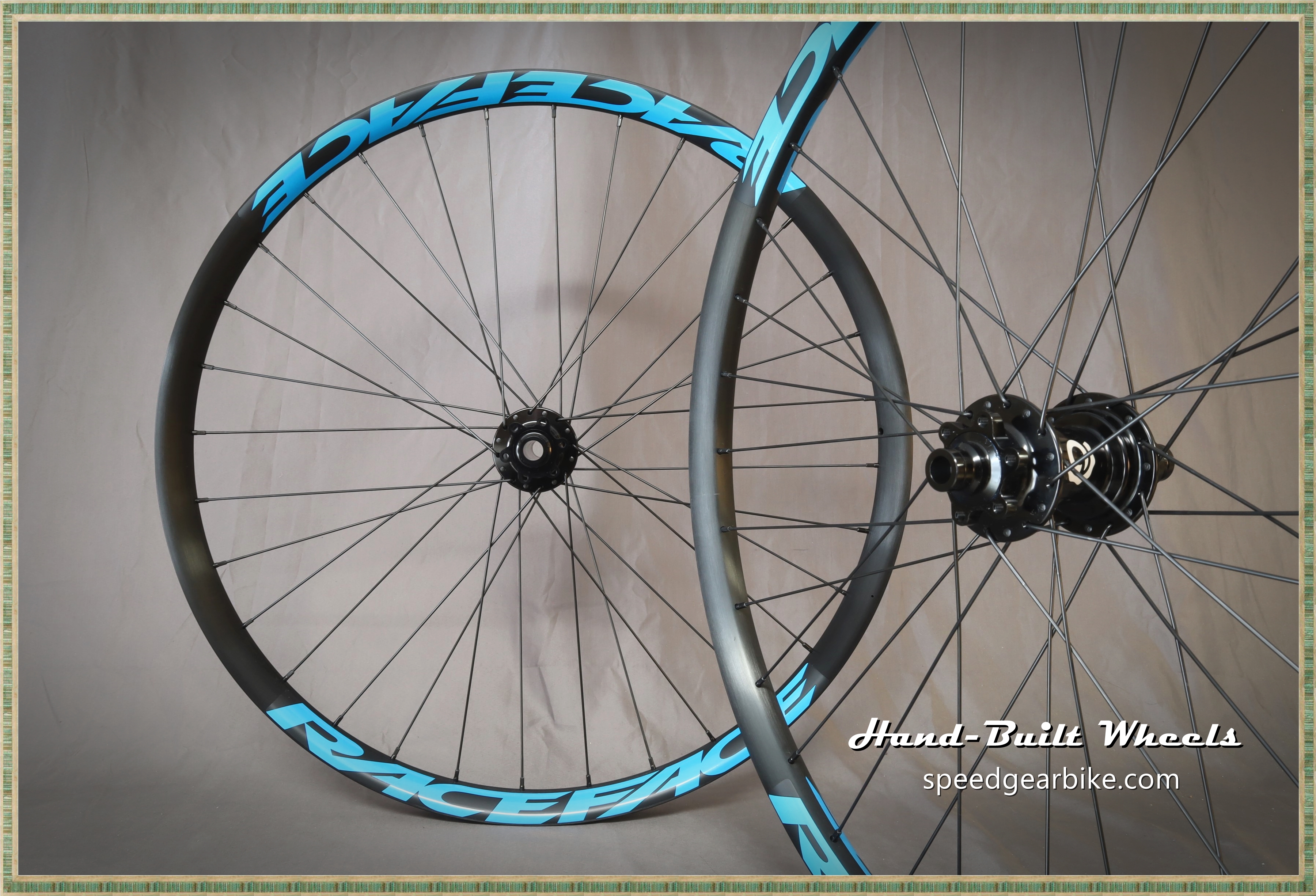 Industry 9 1/1 / Race Face ARC 30 - SpeedGear Bike Shop