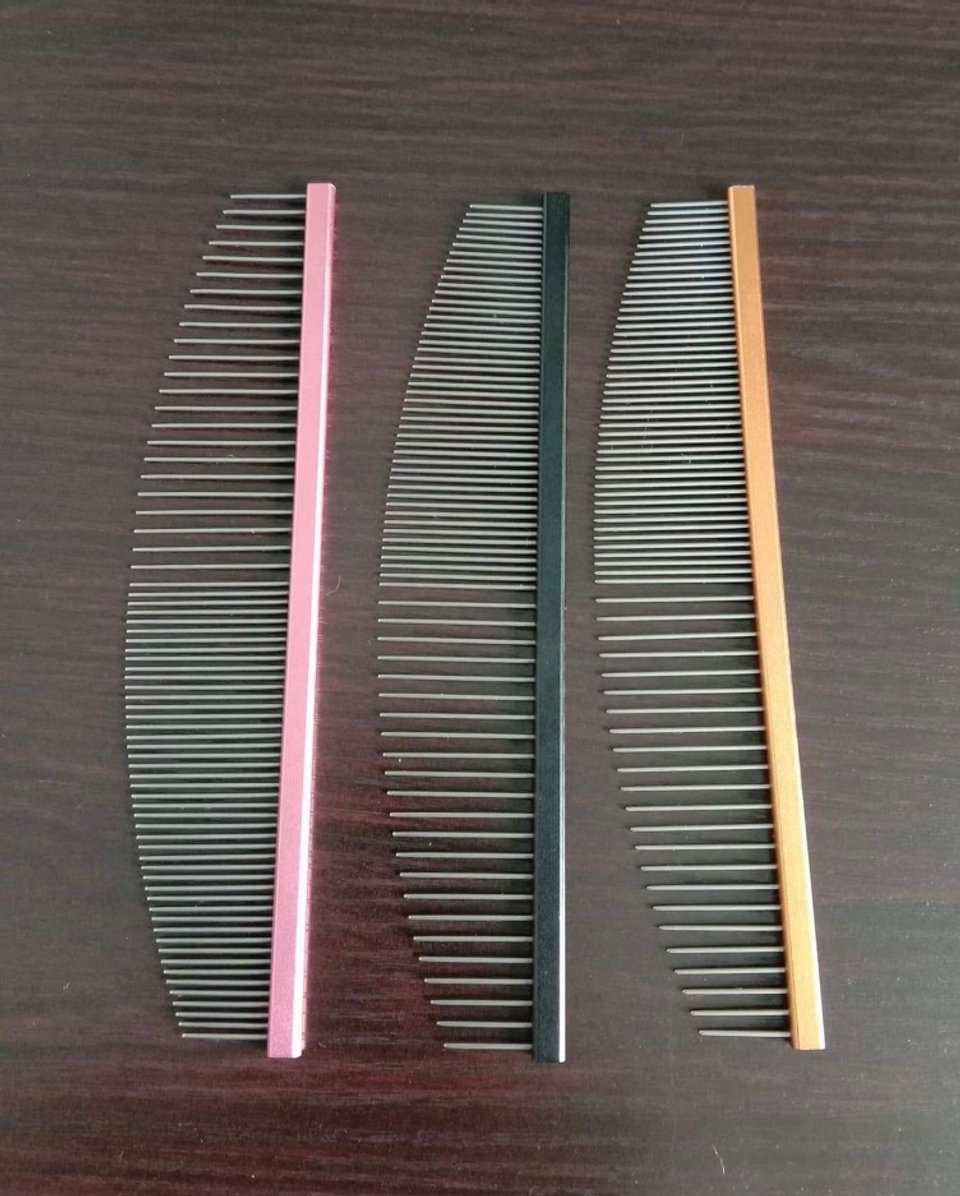 1 2 Moon Comb TEMPLEMORE DOG GROOMING PRODUCTS