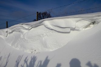 Enorme sneeuwduinen in Engeland in 1963