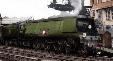35011 at Bournemouth (c) GSNLRS