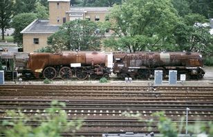 35011 and 34046 at Brighton in 1989 (c) Nigel Menzies