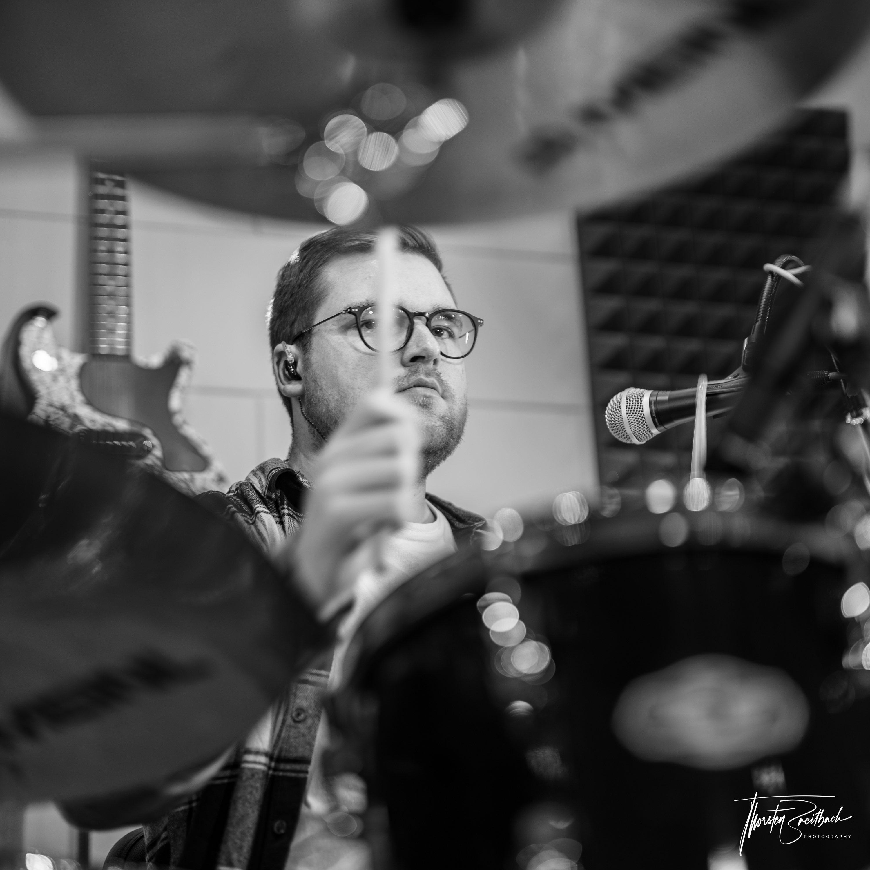 Rockband Drummer 69 Shotz NRW