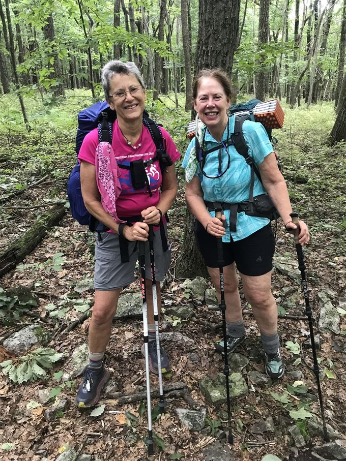 Met a couple of section hikers on day 25; 
