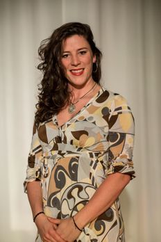 Valentina Knauber - Annika