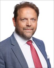 jur kand Patrik Zettergren