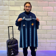 Signerad tröja från Djurgården Fotboll inkl porträtt