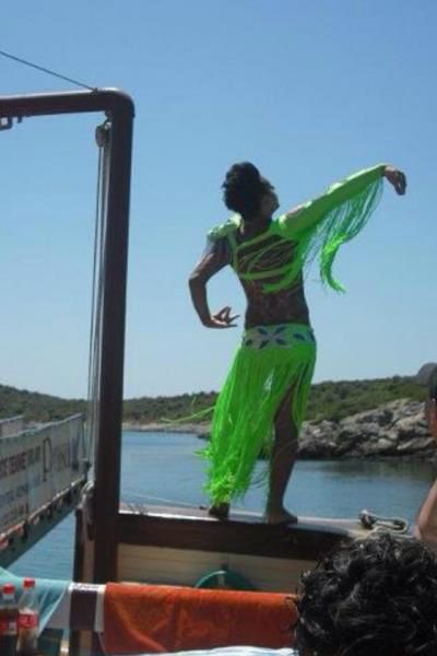 izmir erkek dansöz resimleri
erkek dansöz kostümleri
erkek dansöz kiralama
zenne kiralama 
zenne bulmak 
dansöz arıyorum 
erkek oryantal nerede bulurum  
dansöz oryantal mezdeke kiralama erkek dansöz kiralama izmir