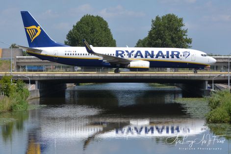 RYANAIR - B737-8AS - EI-ENJ