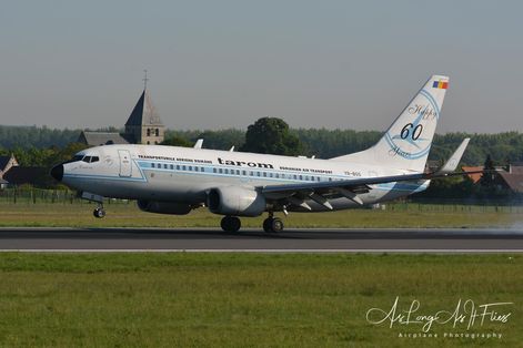 Tarom - B737-78J - YR-BGG 