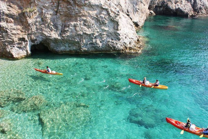 KAJAK & COASTLINE ( ALBUFEIRA MARINE) 
www.secreat-tours.com
( Within 25 minutes drive from the Algarve Olive Tree Lodge)