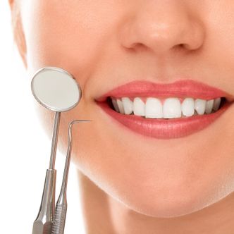 dentist-with-smile