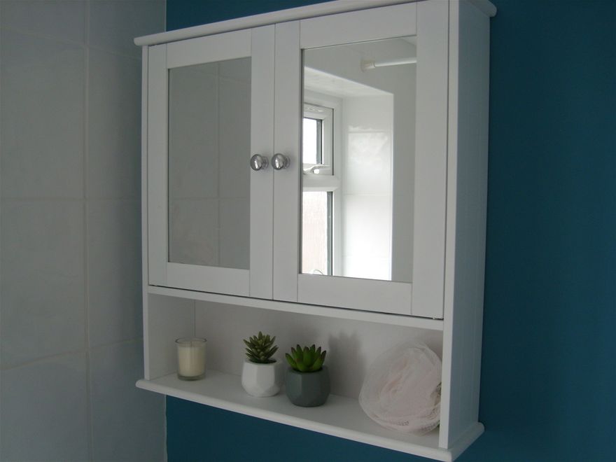Flat-pack bathroom storage unit