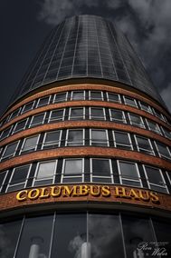 Columbus Haus_dark style