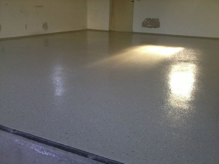 Garagenboden -NACHHER
Bodenbeschichtung