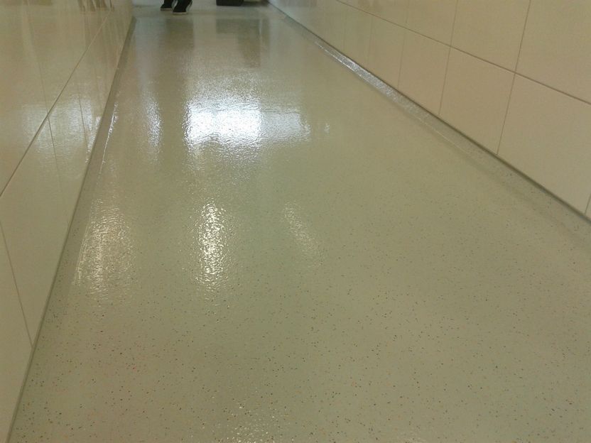 Kellerboden / Kunstharzboden.