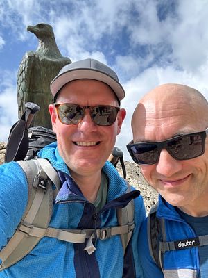 Selfie am Christomannos Denkmal, Rosengarten