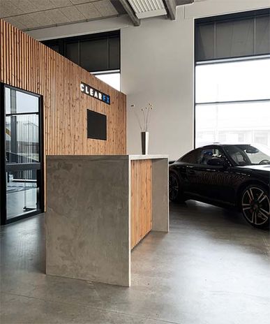 INDRETNING AF SHOWROOM FOR BILHUS
