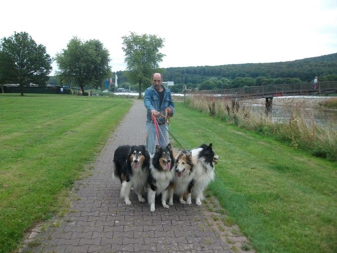 Unser Geburtstagsspaziergang mit Herrchen