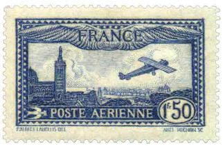 Avion survolant Marseille