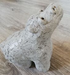 Grå 