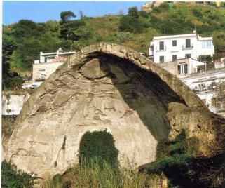 cosiddetto Tempio di Diana a Baia