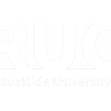 RUC_ROSKILDE_UNIVERSITY_BLACK_TEKST-UNDER-LOGO_CMYK-4