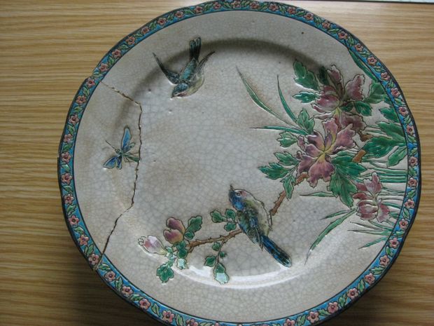 assiette avant restauration
©  Vivianne Hardy