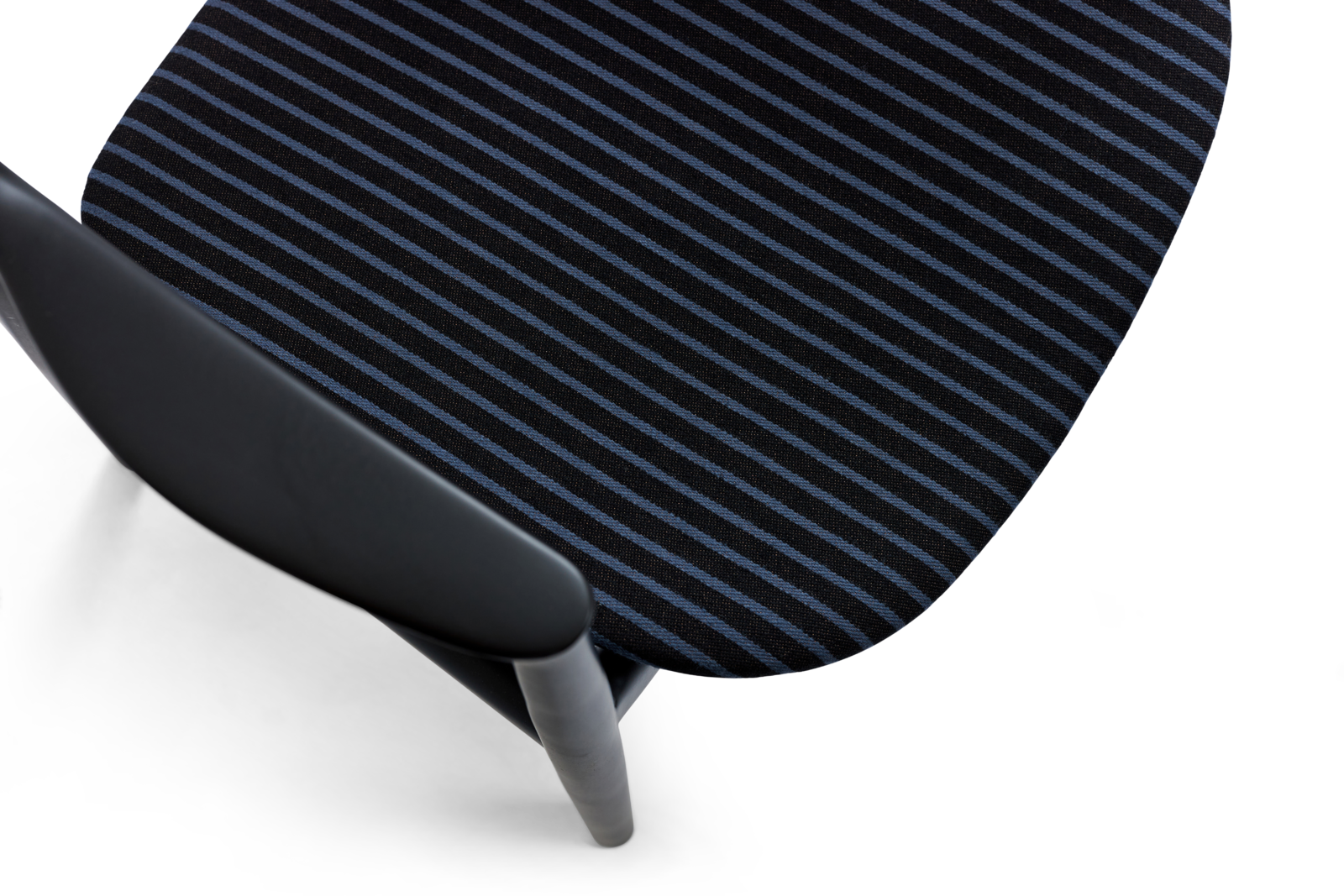 Black-blue_03-medium