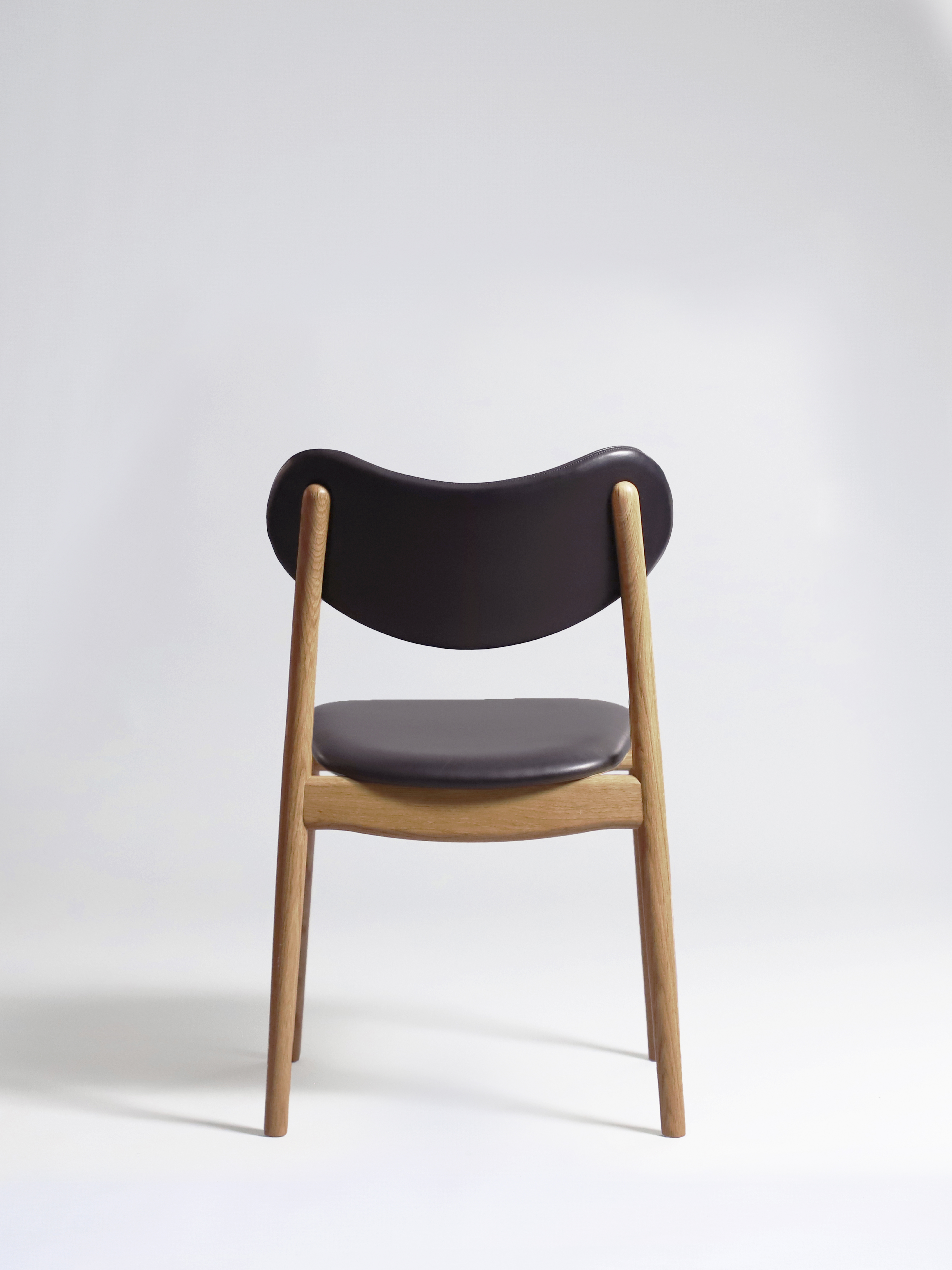 Ro-Collection_Hybrid-Chair-Back_Upholstered-Seat-Back