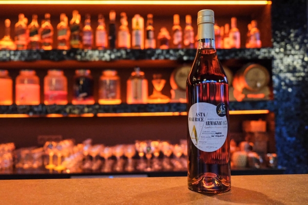 ASTA MORRIS シングルモルトウイスキー700ml Morris Muscat Barrel Australian Single Malt | Australian