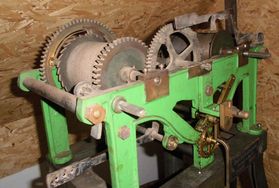 Uhrwerk 12 vorher