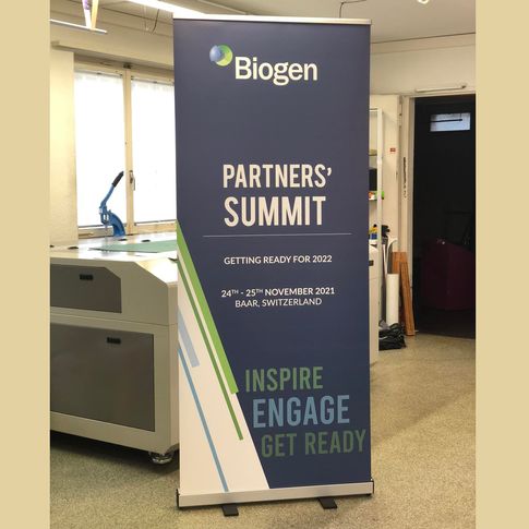 Roll Up Banner Pull Up Banners RollUp Retractable Banners Zug Zurich (