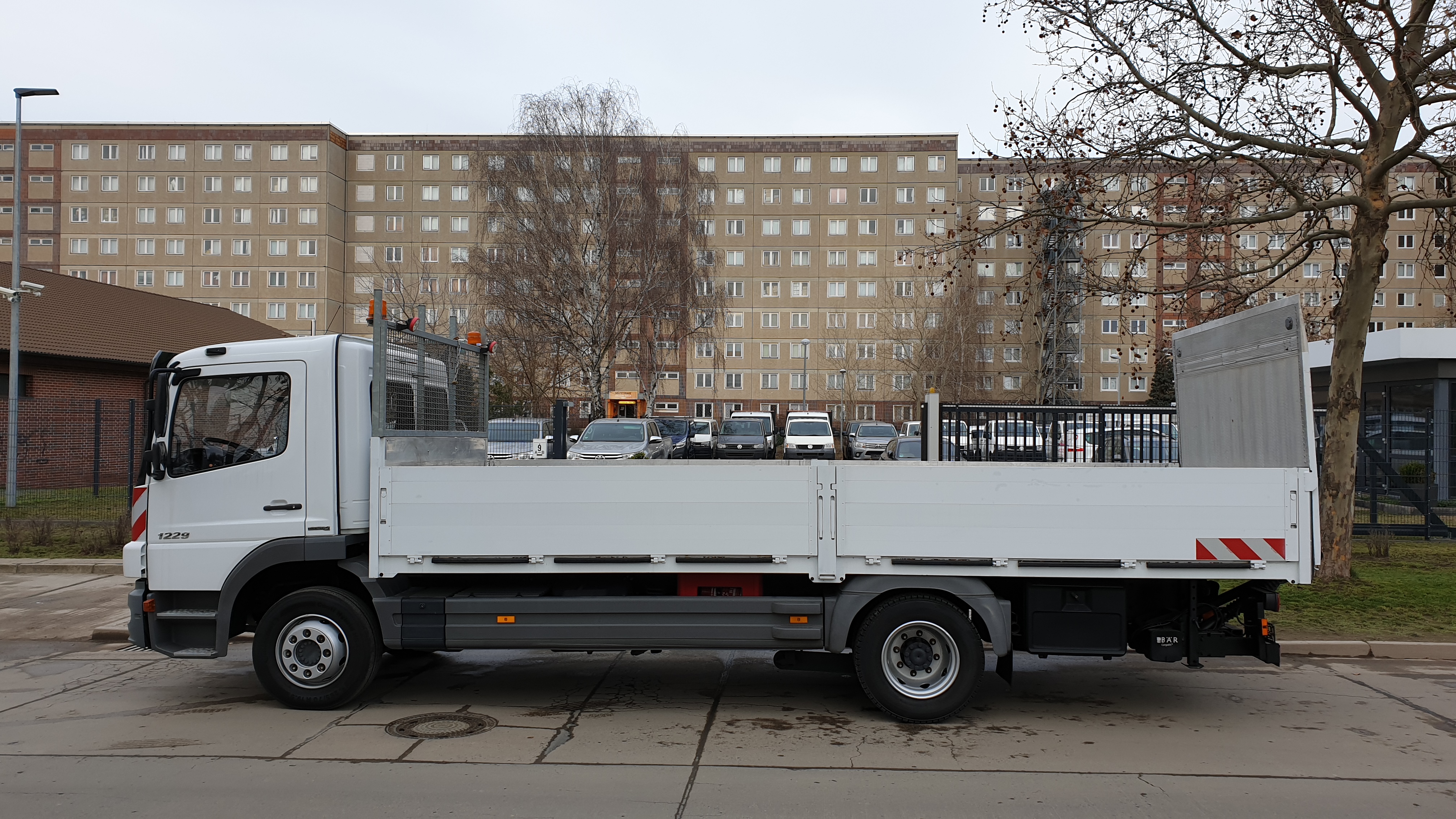 MB ATEGO 816 PRITSCHE + LBW 
