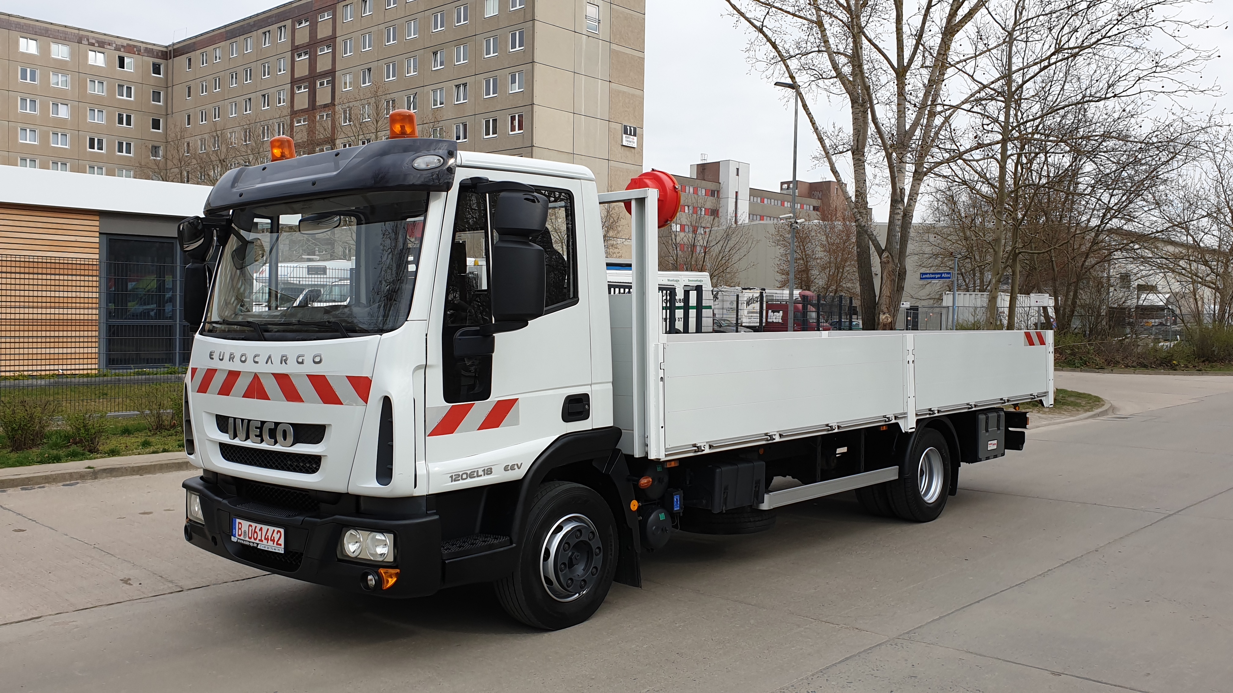 IVECO EURO CARGO ML PRITSCHE