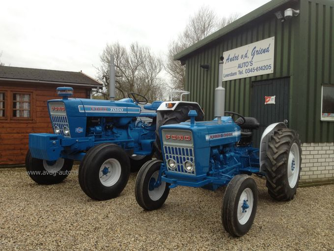 Nr:20 en 19 Ford 7000 en de 2000...Wow...