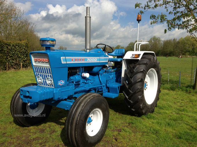 Nr:26 Ford 7000...Prachtig...