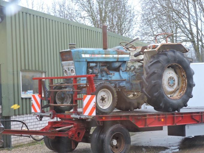 2020-01-03: Transportdag van de Ford 7000's om te gaan slopen...