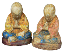 Praying Monk in cement, Size H10, L8, W7 cm. Price Exwork 26.000 IDR. Price FOB 1,90 usd excl packing. Art. code: CP117(to the left) and CP118(to the right).