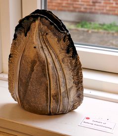 26_Bente C_231007_Bronzevase_købt af BK
