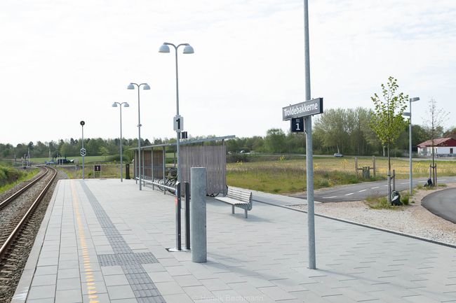 S096-18 Trollebakkerne trinbræt, Helsinge