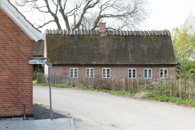 S099-08 Laugø Byvej 7