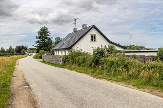 S141-05 Hellebjergvej 3, Villingerød