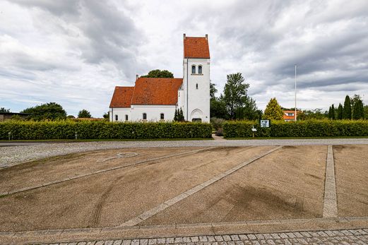 S141-64 Villingerød kirke, Villingerødvej 36, Villingerød