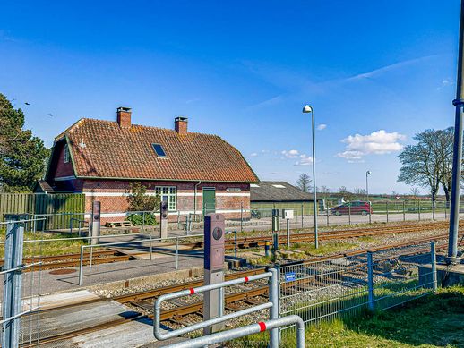 S005-05 Kregme station 2736