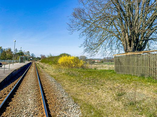 S005-06 Kregme station 2738