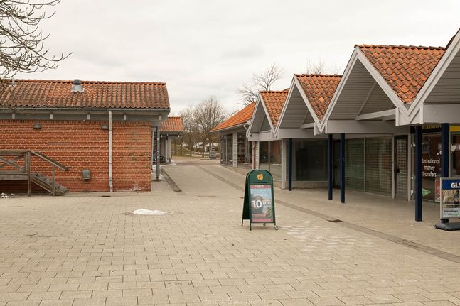 F2311-008 Nivå Center 27 og 74-77