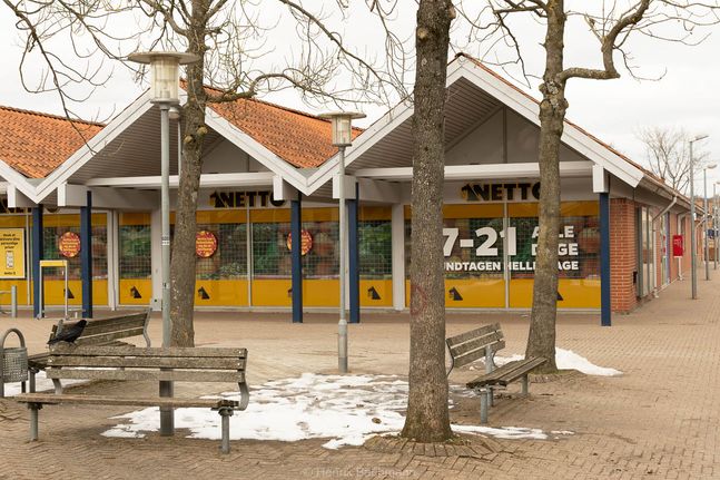 F2311-028 Nivå Center 64