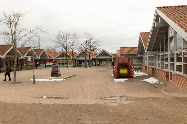 F2311-032 Nivå Center 64, 71-72, 30