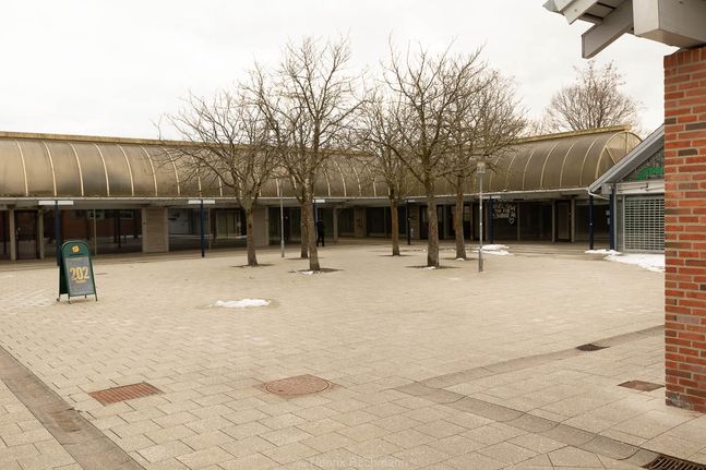 F2311-042 Nivå Center 83-85, 25-24
