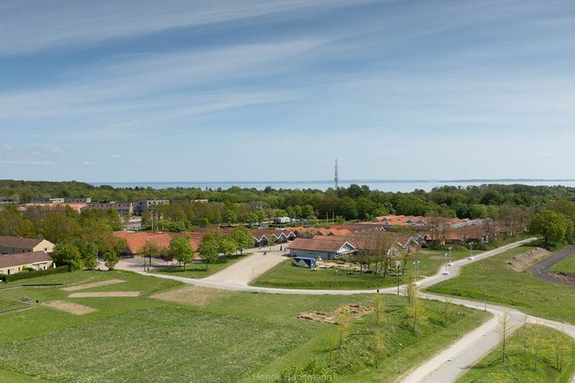 F2311-052 Nivå center